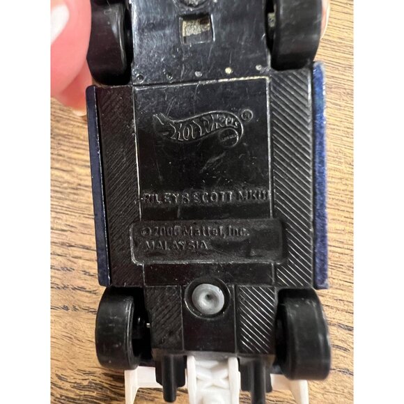 Hot Wheels Riley & Scott MKIII Die-Cast Model Car Metallic Blue 2000 Mattel - Picture 5 of 5